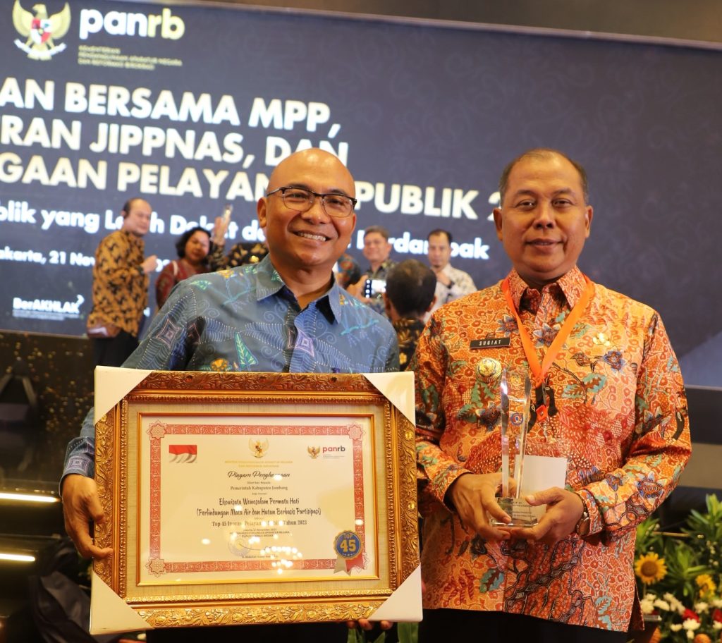 upload_32bcd31390c7c4de3619f40f74a3d469