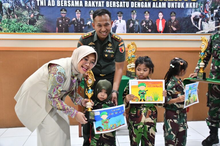 Tingkatkan Daya Kreativitas, Yayasan Kartika Jaya Koordinator Kodim 0815/Mojokerto Gelar Lomba Mewarnai Tingkat TK