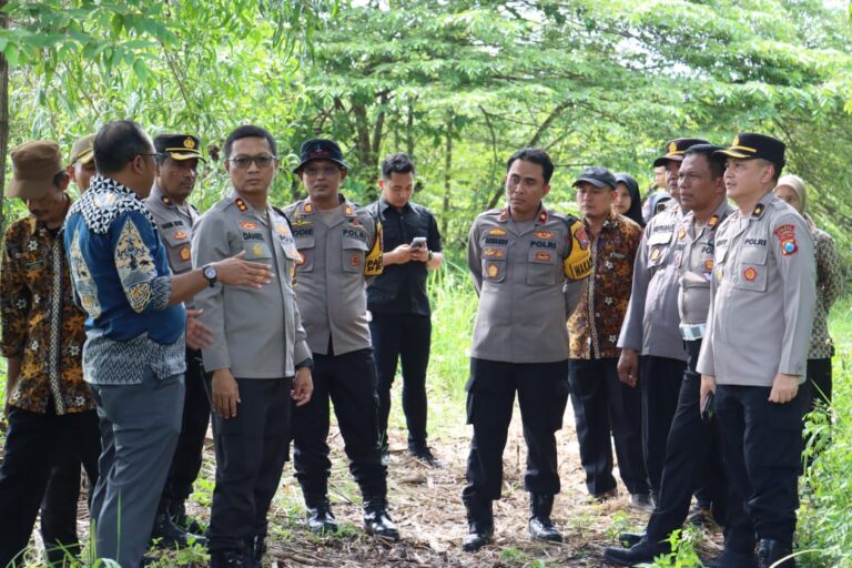 Polres Mojokerto Kota Dukung Program Asta Cita, Lahan Tidur Disulap Jadi Lahan Jagung