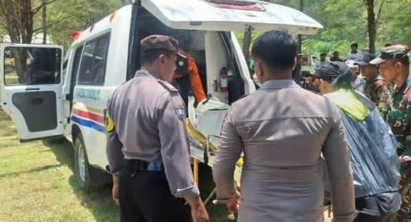 Tiga Pemuda Surabaya Terseret Ombak di Pantai Modangan, Satu Ditemukan Tewas, Dua Masih Hilang