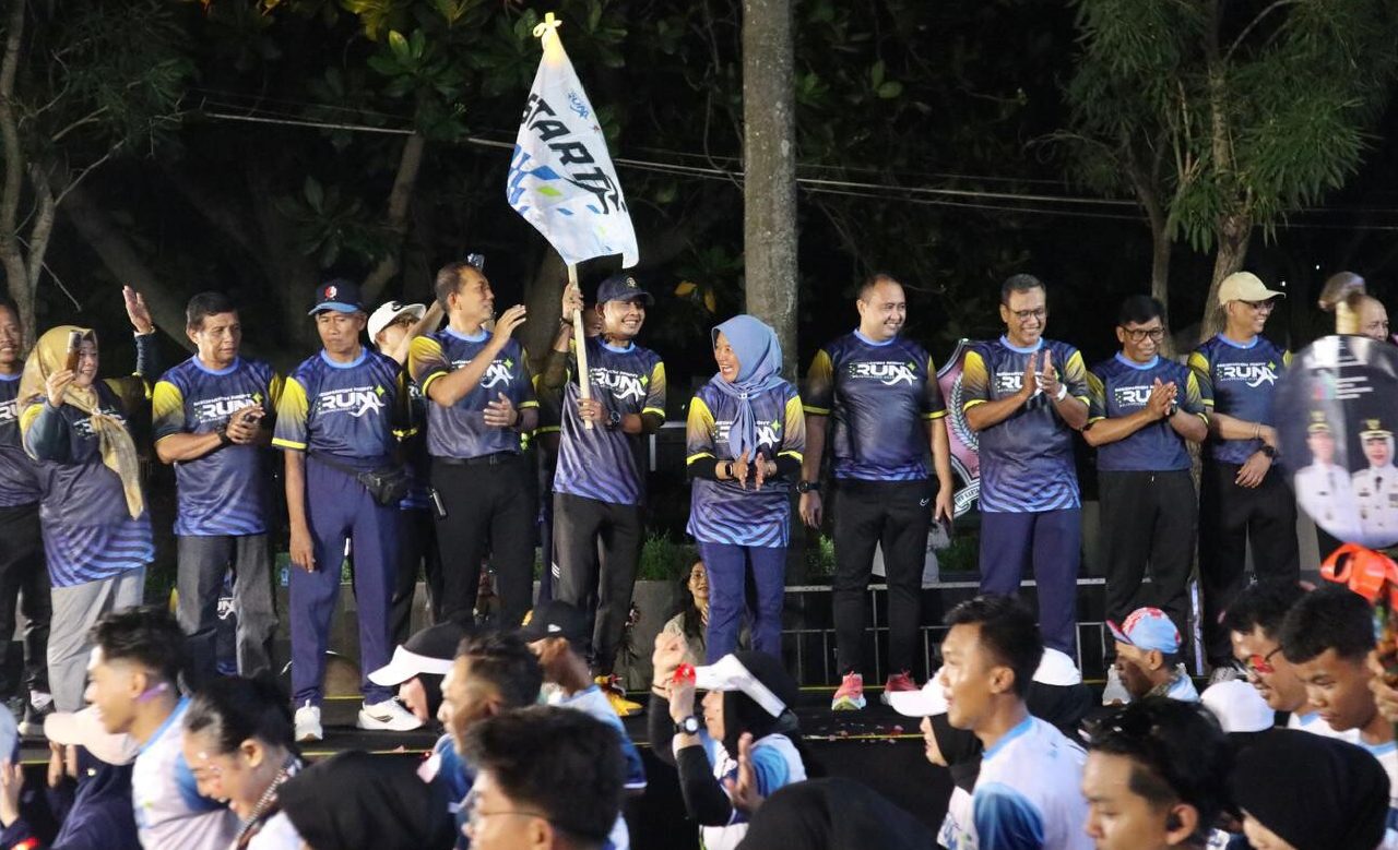 Meriah, Medhayoh Night Run 2025 Tutup Peringatan Hari Jadi Bojonegoro ke-348