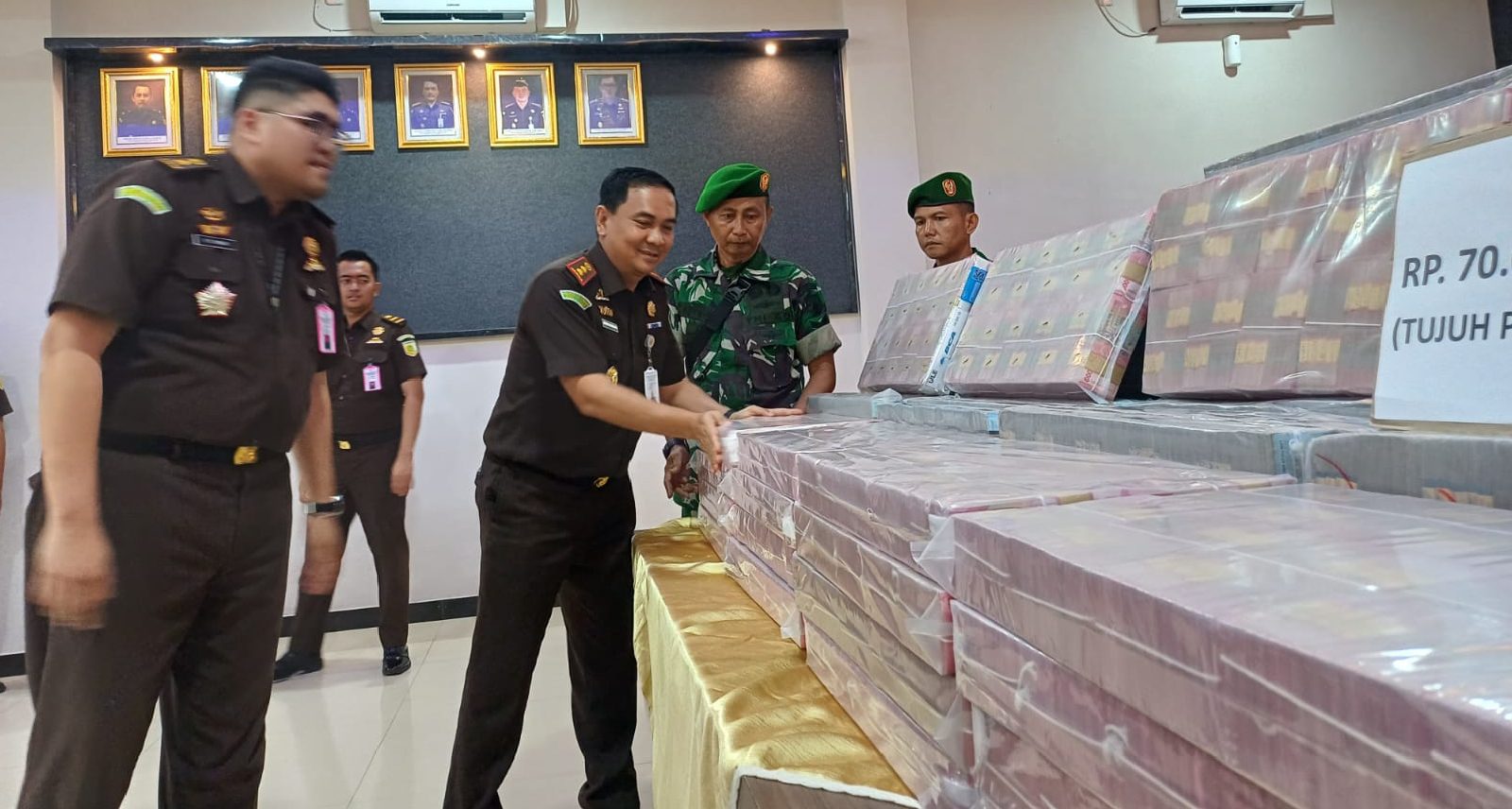 Kejari Tanjung Perak Sita Rp70 Miliar dari Kasus Dugaan Korupsi Pengerukan Kolam Pelabuhan Pelindo III