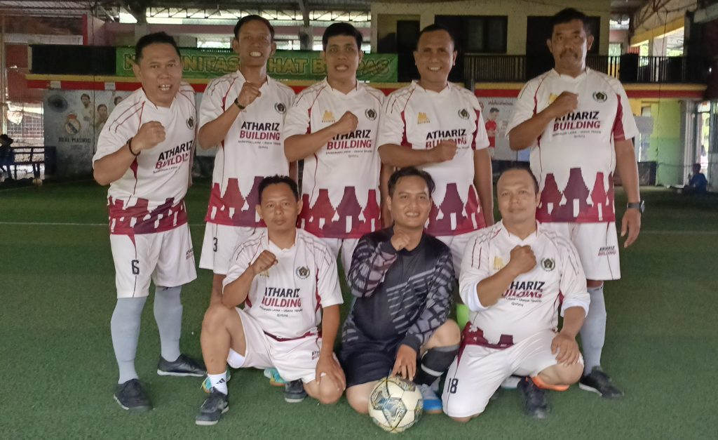Tim Futsal PWI Mojokerto Raya Luncurkan Seragam Hasil Kolaborasi dengan Brand Lokal