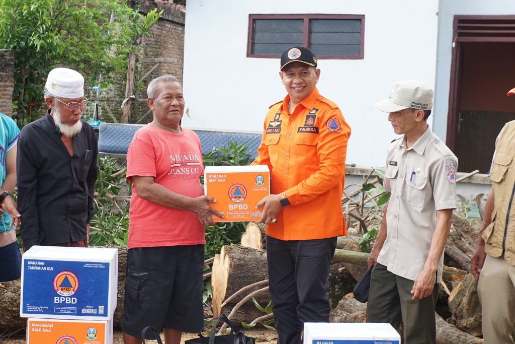 Pemkab Jombang Gerak Cepat Tangani Dampak Angin Kencang, Puluhan Rumah dan Fasilitas Rusak