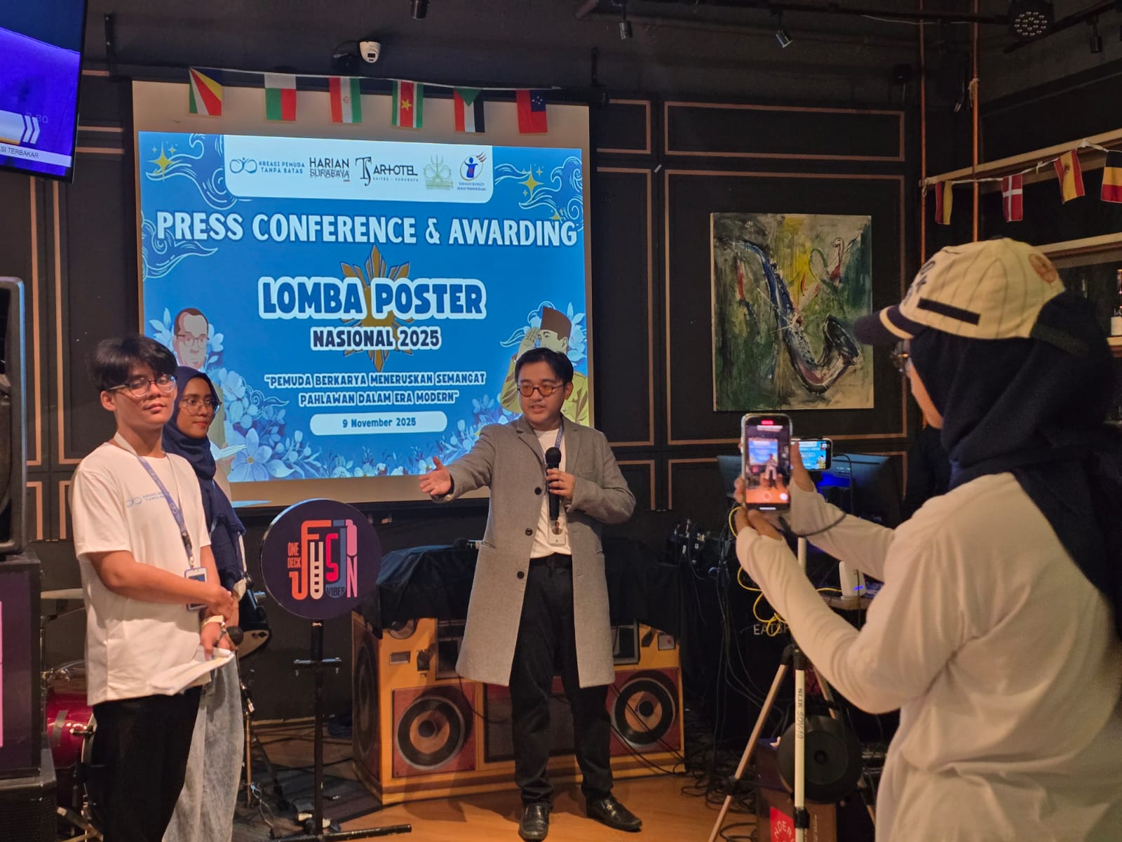 Lomba Poster Nasional 2025 di ARTOTEL TS Suites Surabaya Angkat Semangat Kepahlawanan Generasi Muda