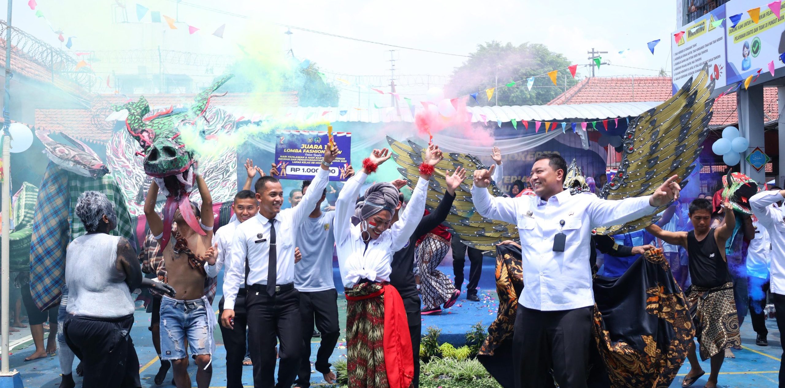 Peringati Hari Jadi Kemenimipas ke-1, Lapas Mojokerto Gelar Fashion Show WBP