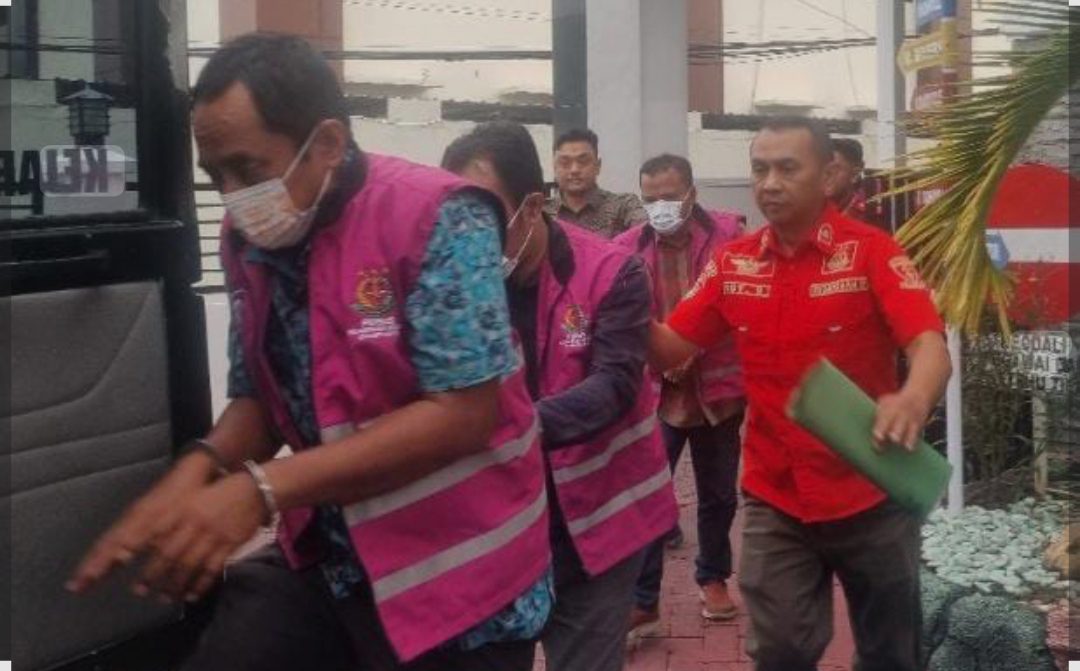 Screenshot_2025-11-20-17-37-34-575_com.google.android.googlequicksearchbox-edit