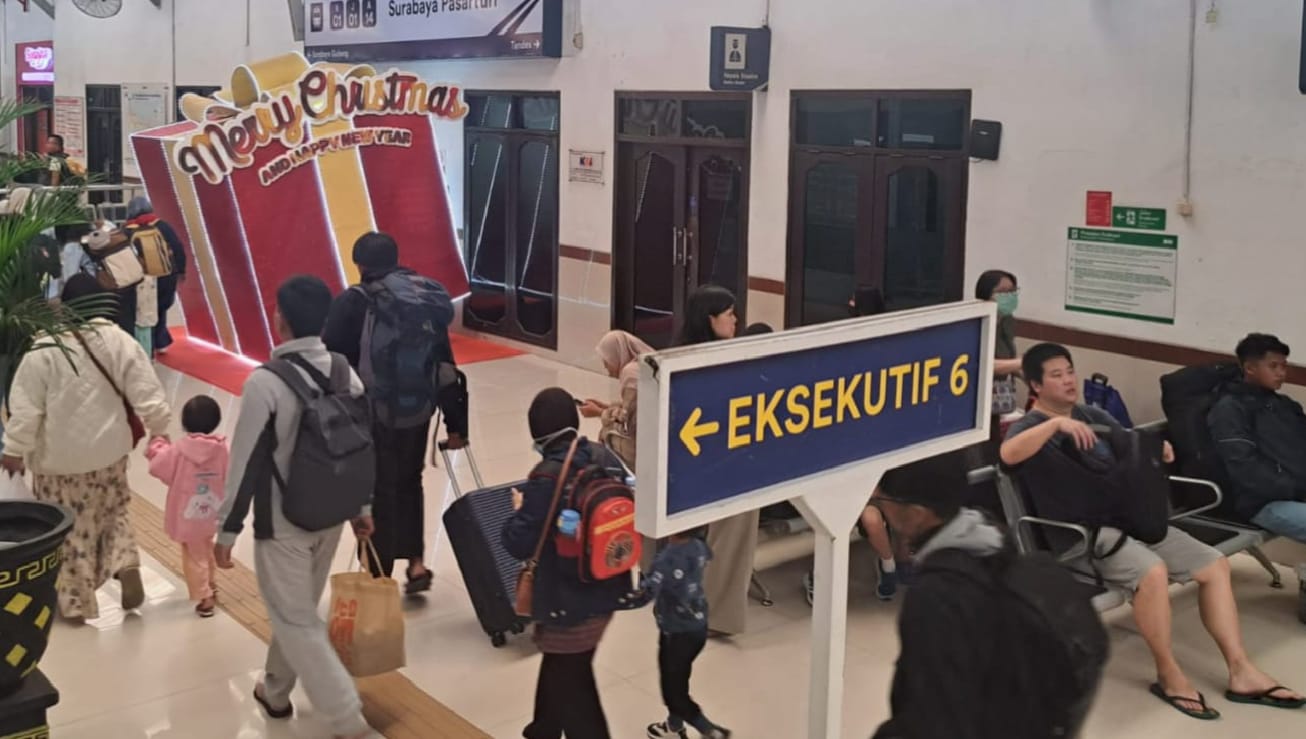 Volume Penumpang Kereta Api di Daop 8 Surabaya Tembus 407 Ribu Selama Libur Nataru