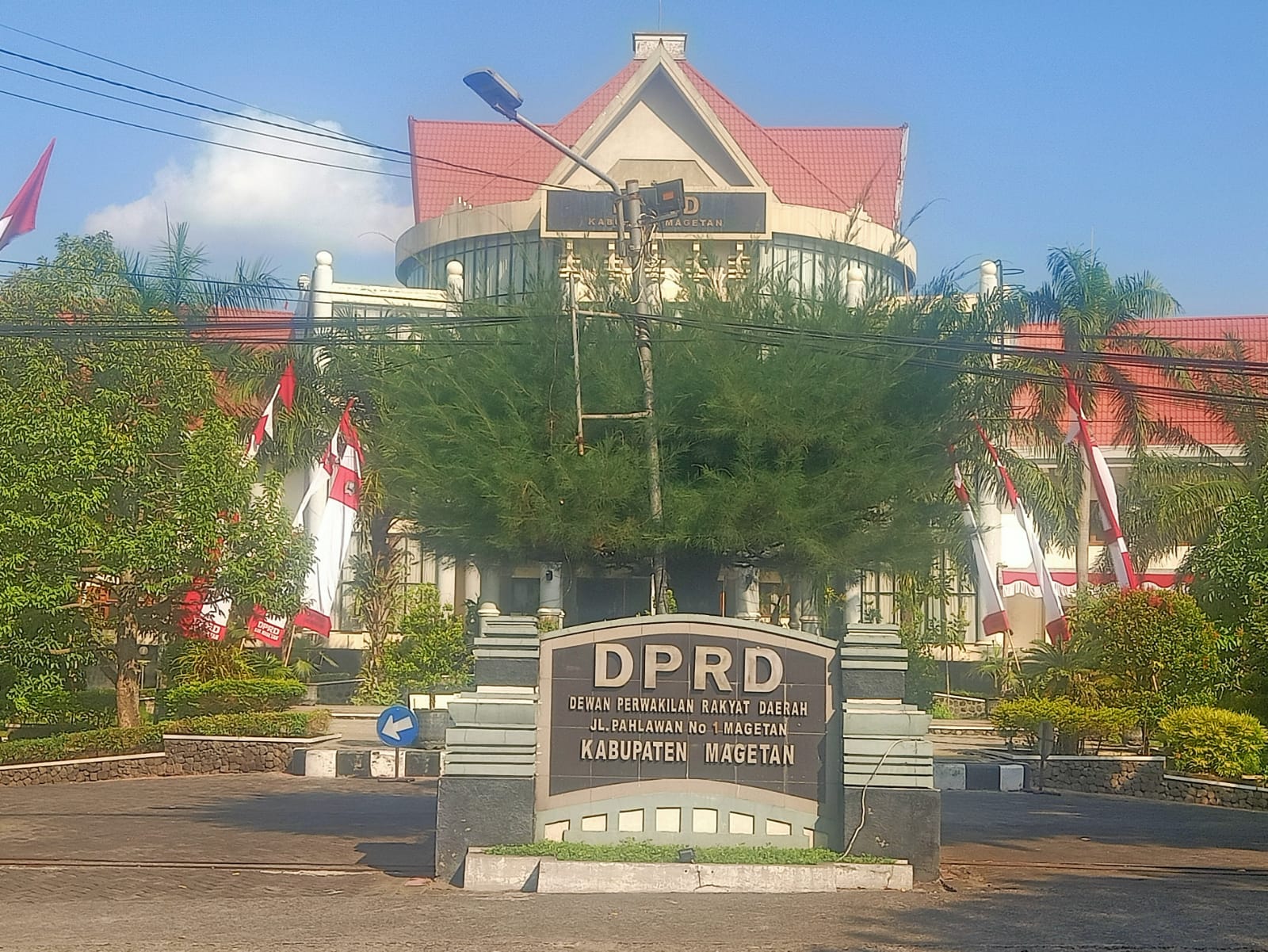 Anggaran Perjalanan Dinas DPRD Magetan Rp16 Miliar Disorot, Dinilai Bertentangan dengan Instruksi Efisiensi Presiden