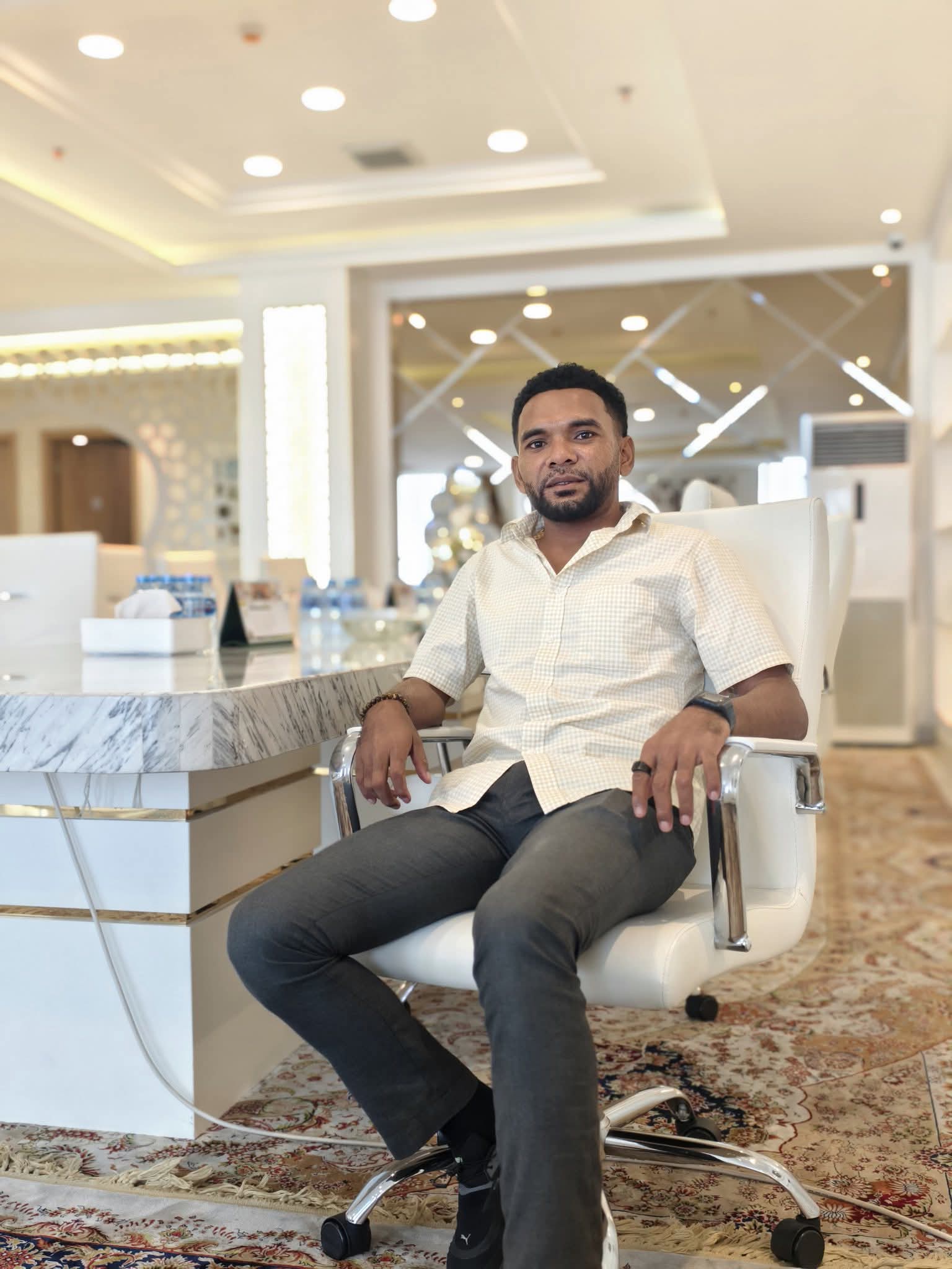 Diduga Ancam dan Hina Aktivis Antikorupsi, LBH Kie Besi Desak Bupati Halteng Copot Kabag Kesra