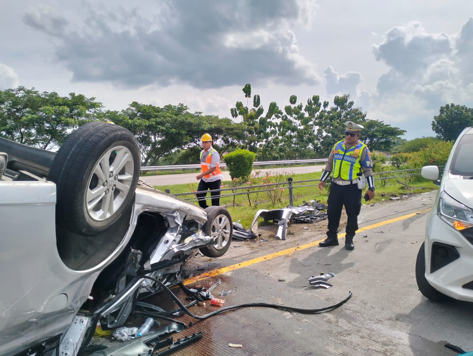 Kecelakaan Maut di Tol Jombang–Mojokerto, Dua Penumpang Avanza Tewas