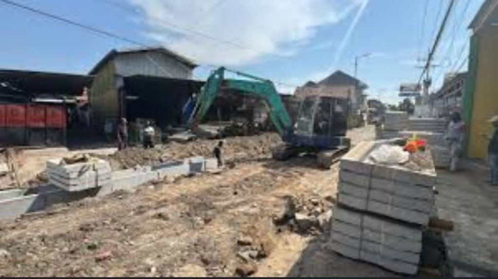 Progres Betonisasi Jalan Kureksari–Kepuhkiriman, Waru Sidoarjo Surplus 10 Persen, Ditarget Rampung Desember 2025