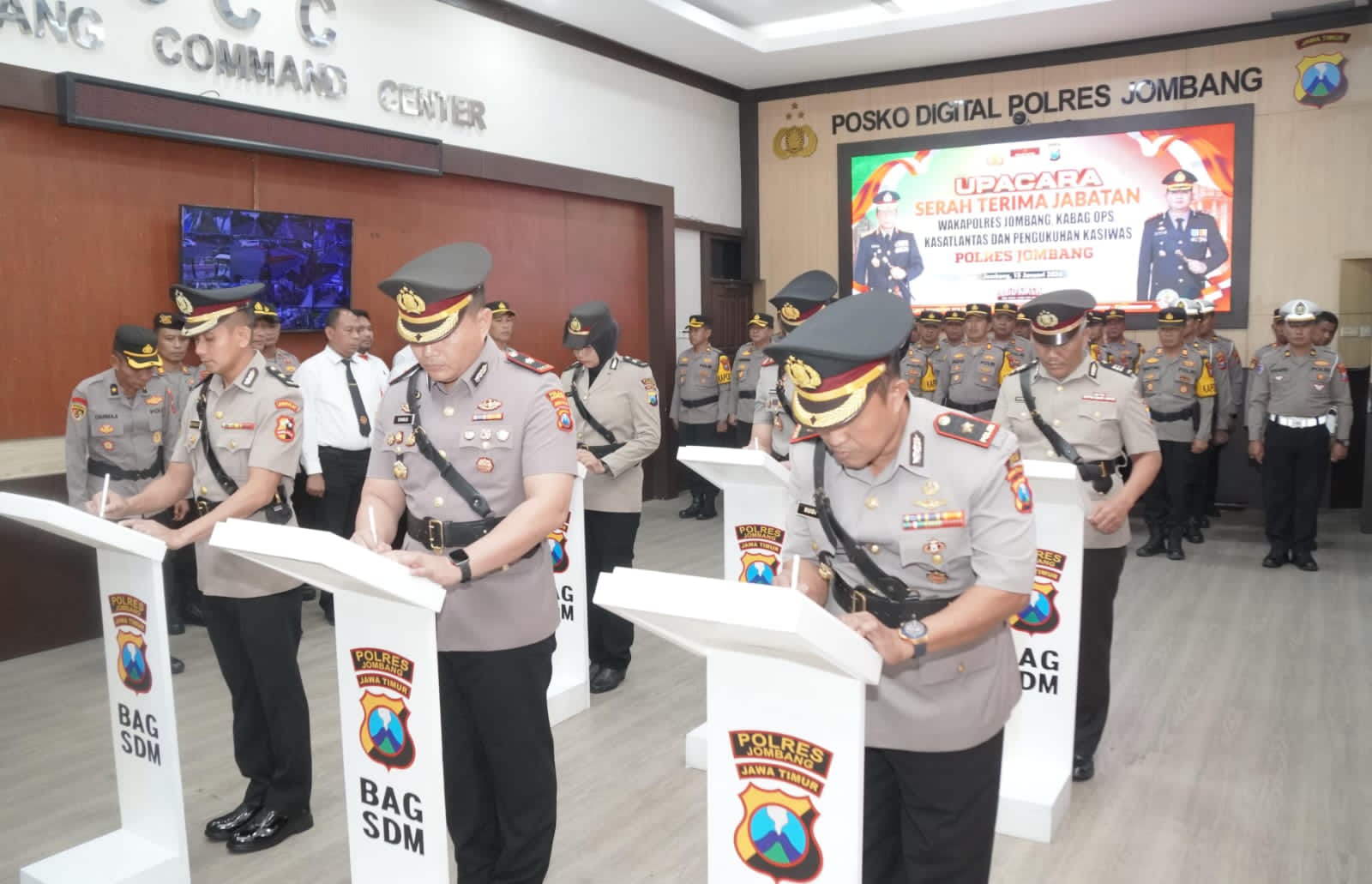 Rotasi Pejabat, Polres Jombang Perkuat Regenerasi dan Kinerja Pelayanan Publik
