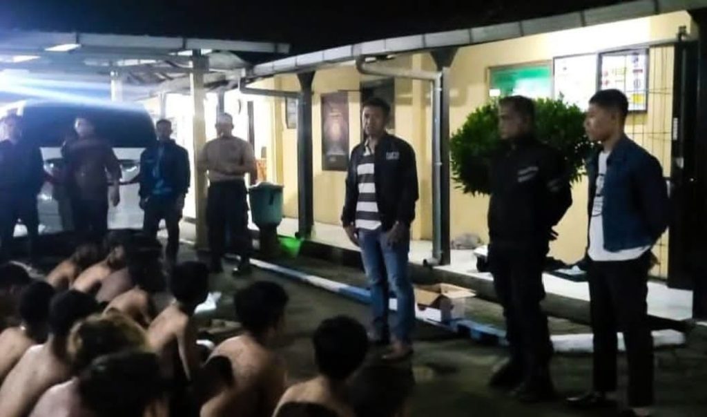 Cegah Kericuhan, Polisi Bubarkan Konvoi Remaja di Mojoagung, 19 Orang Diamankan