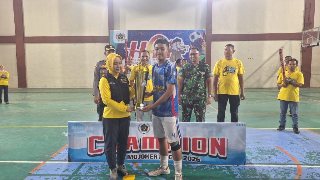 SMPN 1 Kota Mojokerto Juara Futsal Piala PWI Mojokerto Cup 2026