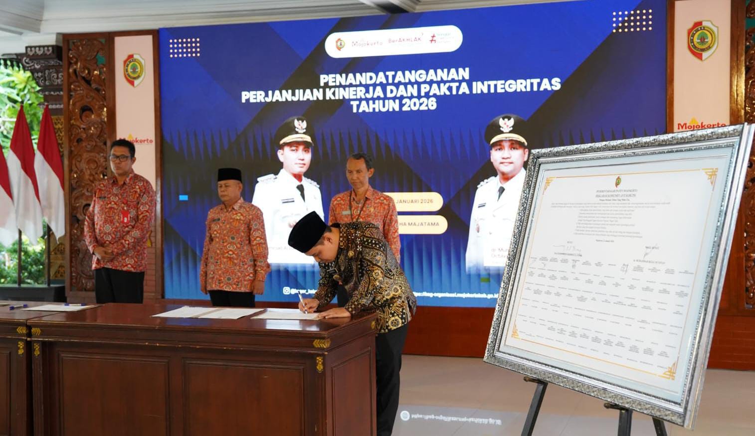 Pemkab Mojokerto Teken Perjanjian Kinerja 2026, Teguhkan Komitmen Anti Korupsi