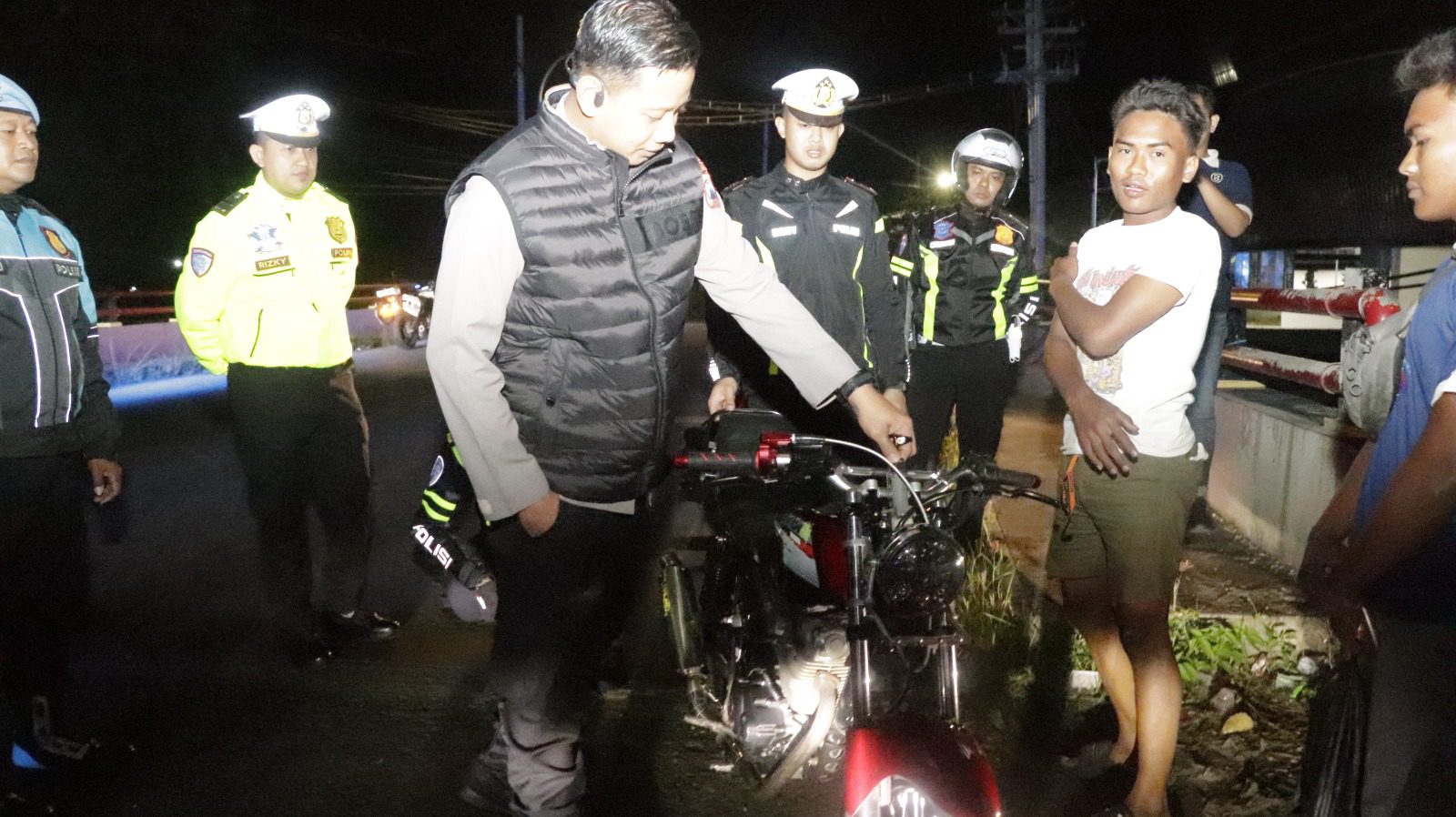 Cegah Balap Liar, Kapolres Sumenep Pimpin Patroli KRYD Dini Hari