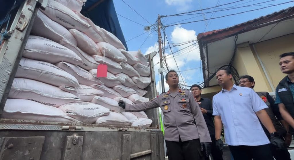 Polres Ngawi Bongkar Peredaran Pupuk Bersubsidi Ilegal, Enam Tersangka Diamankan