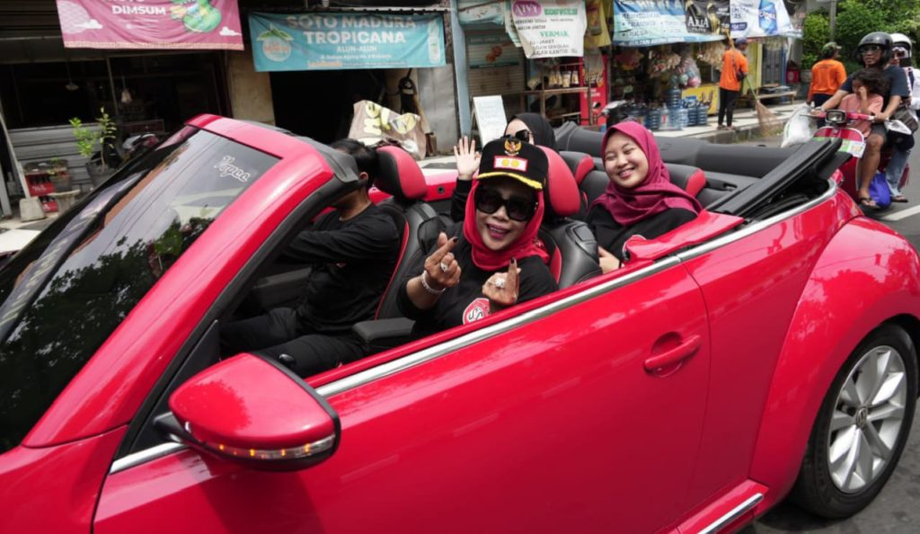 Riding Bareng VW dan Vespa, Wabup Sidoarjo Tutup Tanggulangin Fair 2026