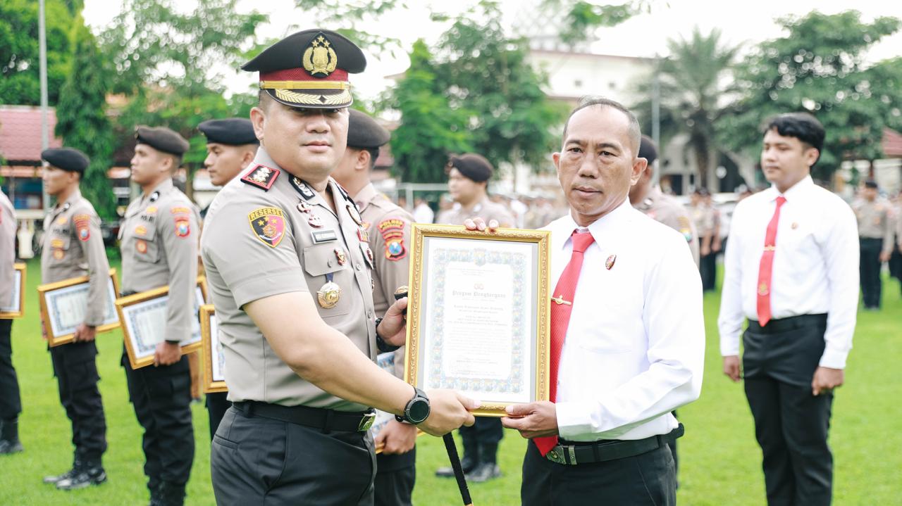 Kapolres Jombang Apresiasi Personel Polri, TNI, dan Warga Berprestasi