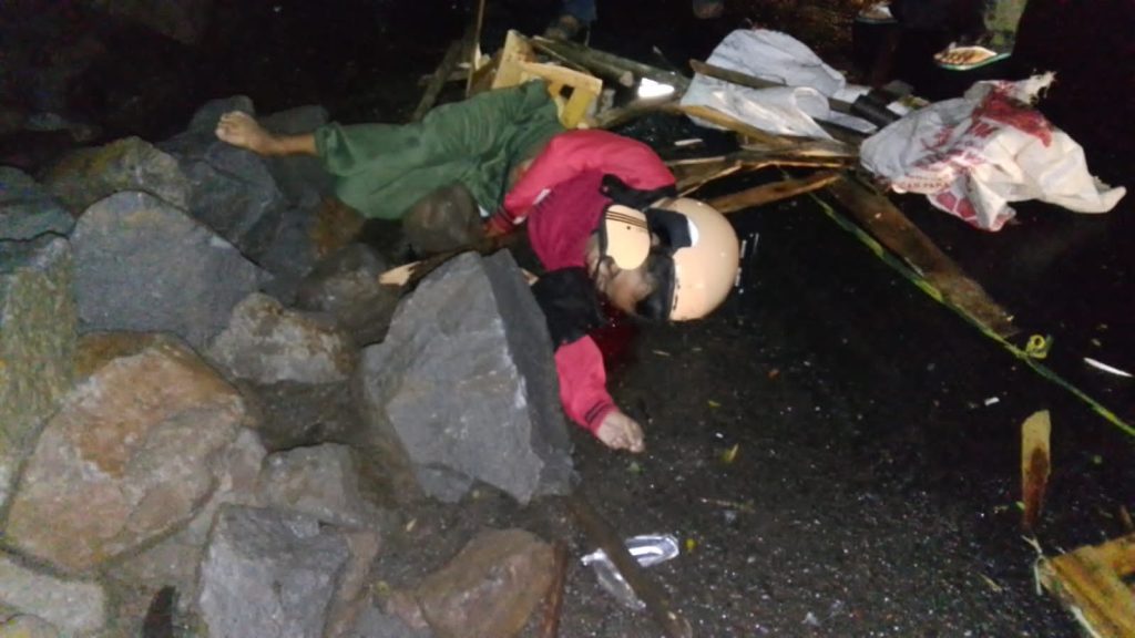 Material Proyek di Jalan Pacing–Pacet, Sebabkan Enam Pengendara Terjatuh Dalam Sehari, 1 Orang Tewas