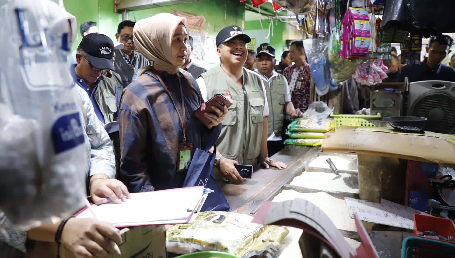 Jelang Ramadan, Bapanas dan Pemkab Jombang Sidak Pasar Pon Pastikan Harga dan Stok Pangan Aman