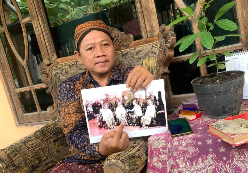 Penelusur Sejarah Nilai Dokumen Primer Lebih Kuat daripada Biografi Bung Karno Karya Cindy Adams