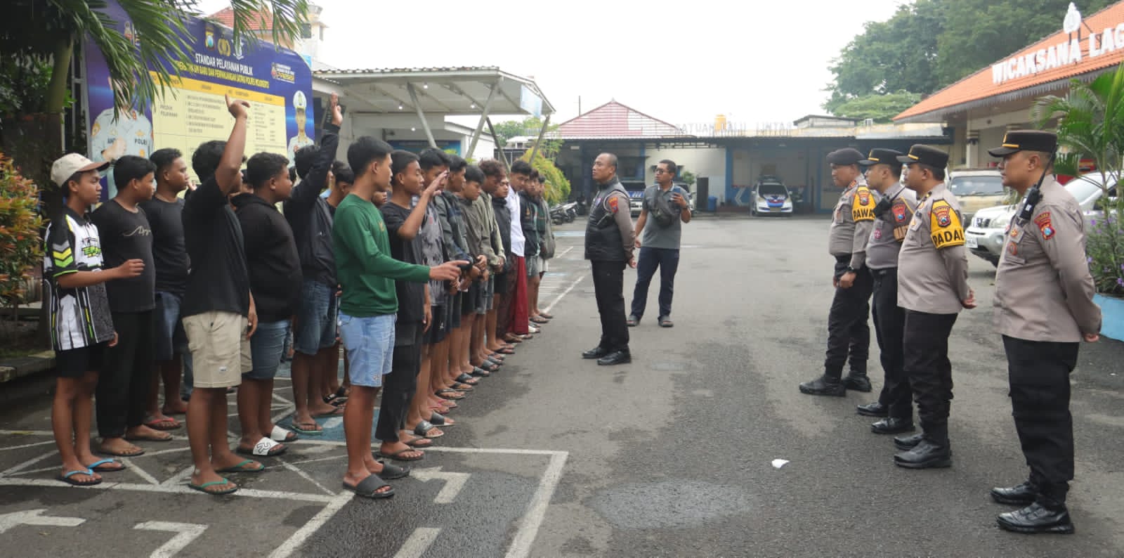 Kejar Pelaku hingga Perbatasan Kecamatan, Polisi Gagalkan Balap Liar di Mojokerto