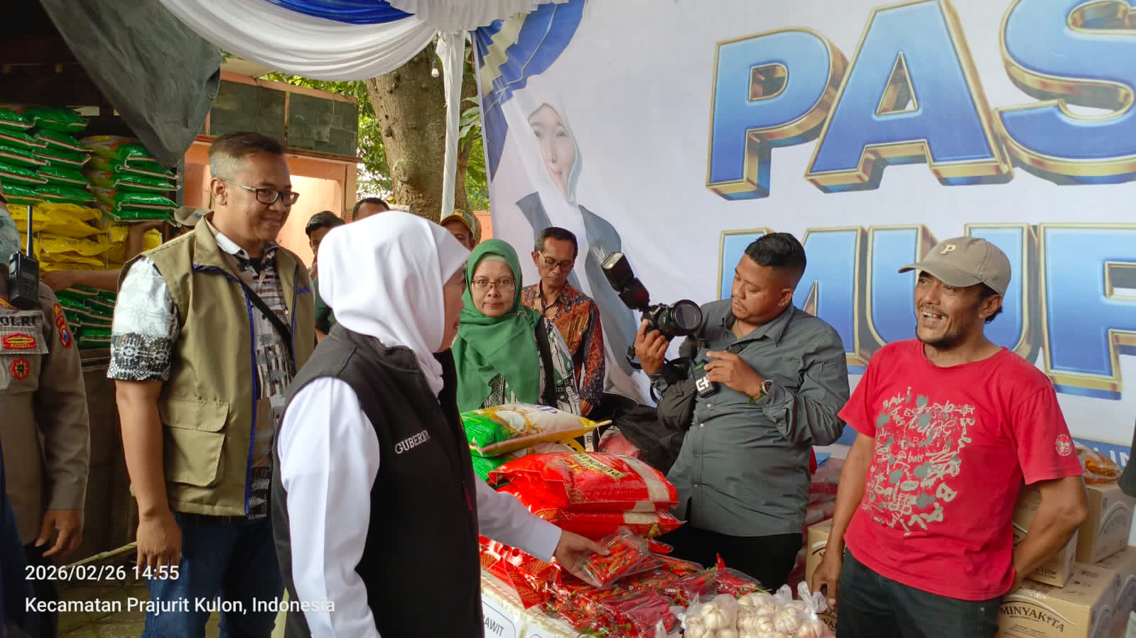Awal Ramadan, Pemprov Jatim Gencarkan 110 Pasar Murah; Bulog Pastikan Stok Beras Aman 14 Bulan