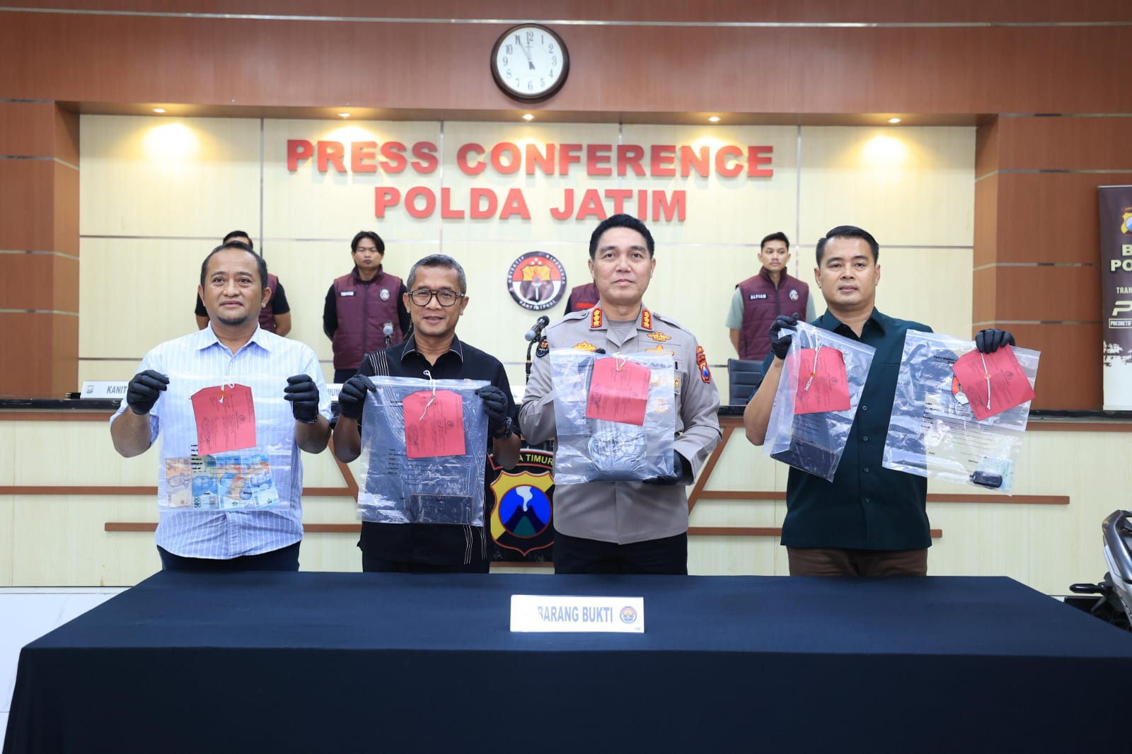 Polisi Bongkar Peredaran Mesiu Ilegal di Surabaya, Dua Pemuda Asal Sidoarjo Ditangkap