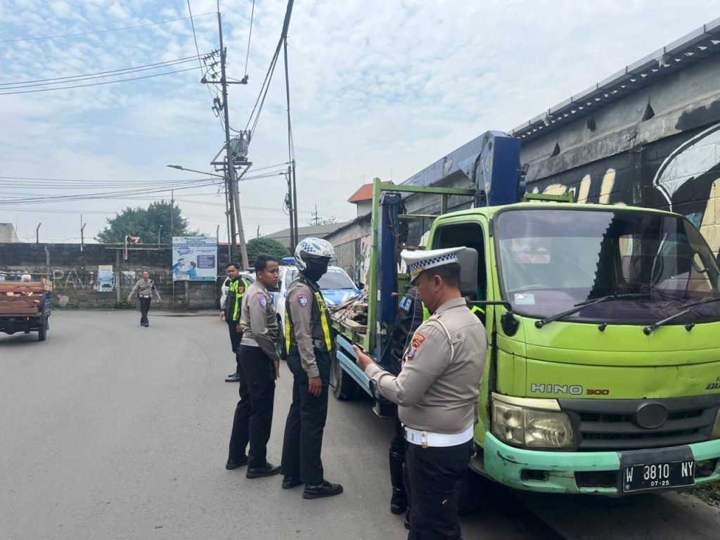 Truk Dicuri di Mojokerto, Ditemukan Sejam Kemudian di Surabaya oleh Satlantas Tanjung Perak