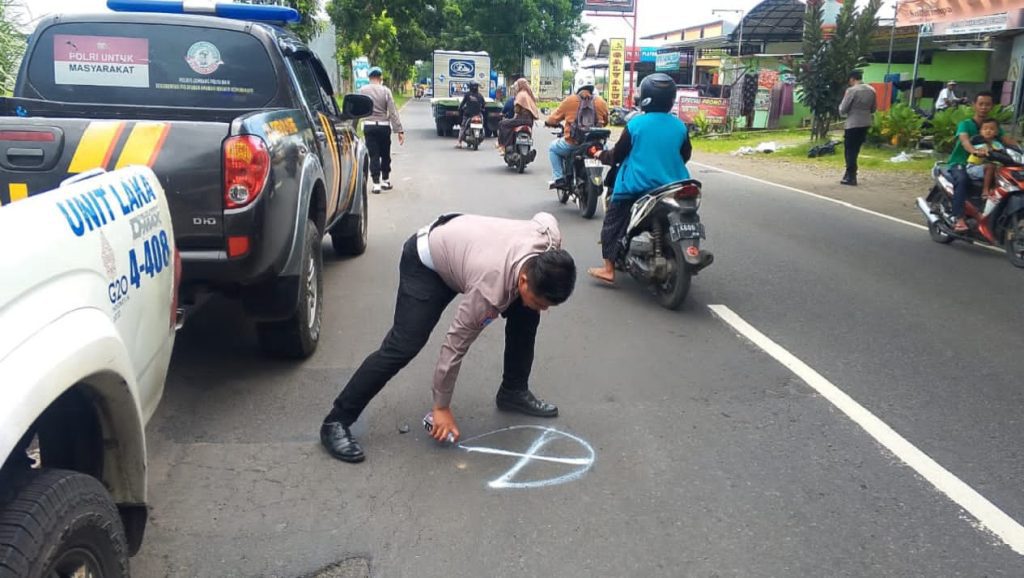 Kecelakaan di Gudo Jombang, Pengendara Motor Tewas di Tempat Usai Tabrakan dengan Truk