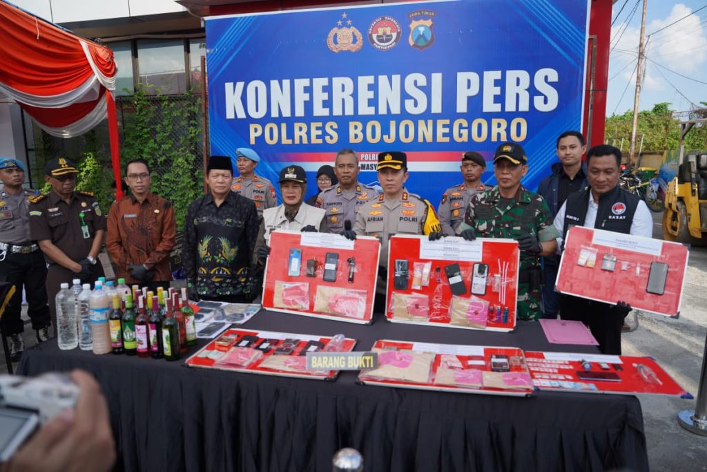 Polres Bojonegoro Bongkar 11 Kasus Narkoba, 13 Tersangka Diamankan
