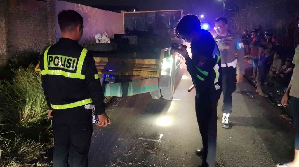 Ibu dan Anak Tewas dalam Kecelakaan Motor vs Truk di Ngoro Jombang