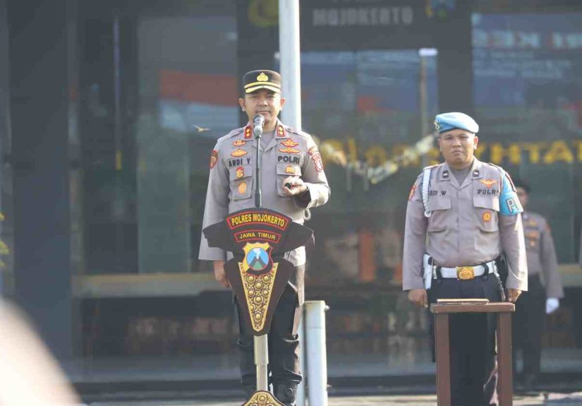 Kapolres Mojokerto Pimpin HKN, 12 Personel dan Relawan Terima Penghargaan