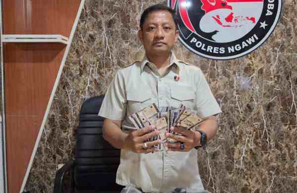 Edarkan Ratusan Obat Keras Ilegal, Pemuda di Ngawi Dibekuk Polisi