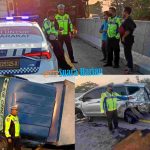 Xpander Pecah Ban di Tol SuMo, Truk Boks Tabrak dari Belakang hingga Hantam Guardrail
