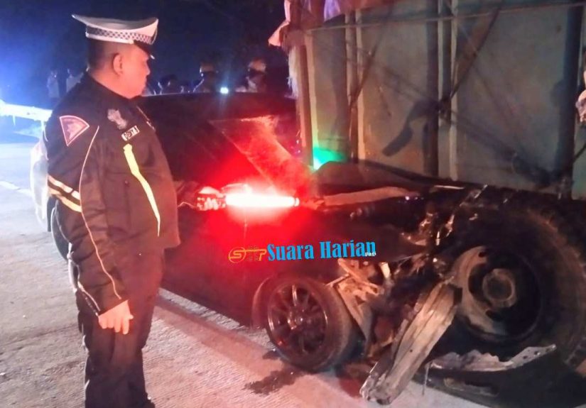 Kecelakaan Maut di Tol Jomo, Penumpang Honda City Tewas Setelah Tabrak Belakang Truk Jagung