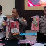 Ratusan Botol Miras Ilegal dan Puluhan Liter Arak Disita, Polres Jombang Gerebek Rumah Penjual di Tembelang
