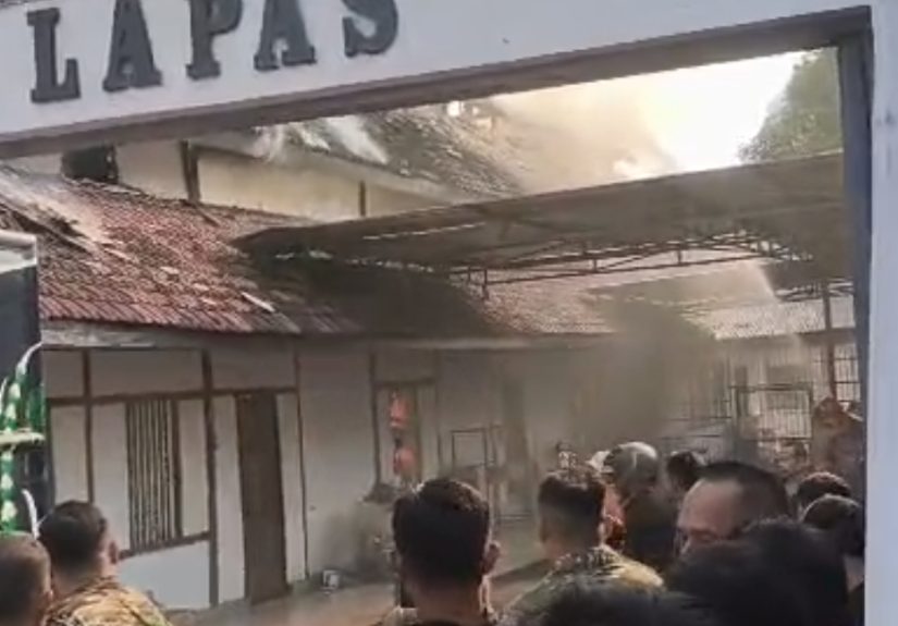 Kebakaran Melanda Area Belakang Lapas Ngawi, Blok Hunian WBP Tetap Aman
