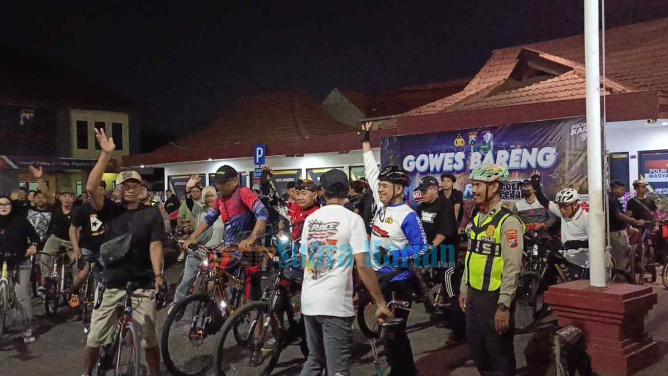 16 KM Tembus Hati Warga, Polres Mojokerto Kota Gelar ‘Raboo-Raboo City Strolling’ untuk Soliditas dan Kamtibmas