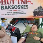 HUT ke-81 TNI, Ratusan Warga Mojokerto Manfaatkan Pengobatan Gratis di Alun-Alun
