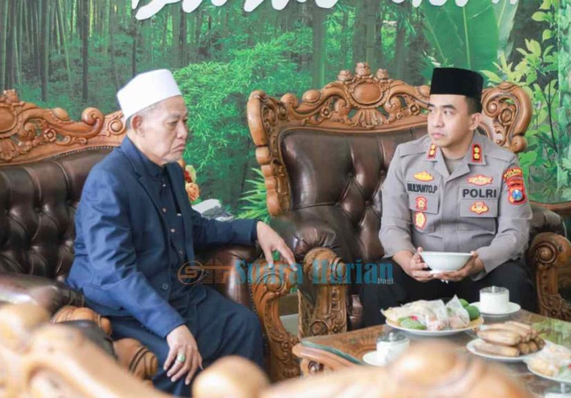 Baru Bertugas, Kapolres Jombang Sowan ke Ponpes Darul Ulum untuk Perkuat Sinergi dengan Kiai