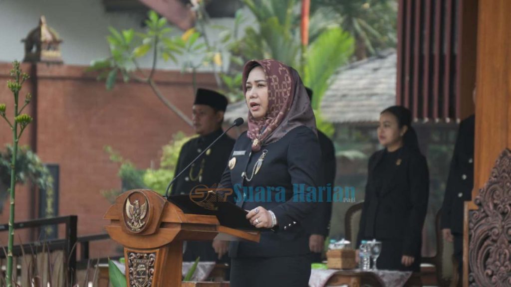 Ning Ita Pimpin Upacara HUT ke-81 Jatim, Tekankan Pembangunan Berkelanjutan