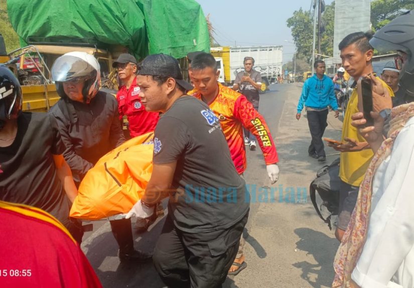 Kecelakaan Beruntun di Mojosari, Pengendara Scoopy Tewas di Lokasi
