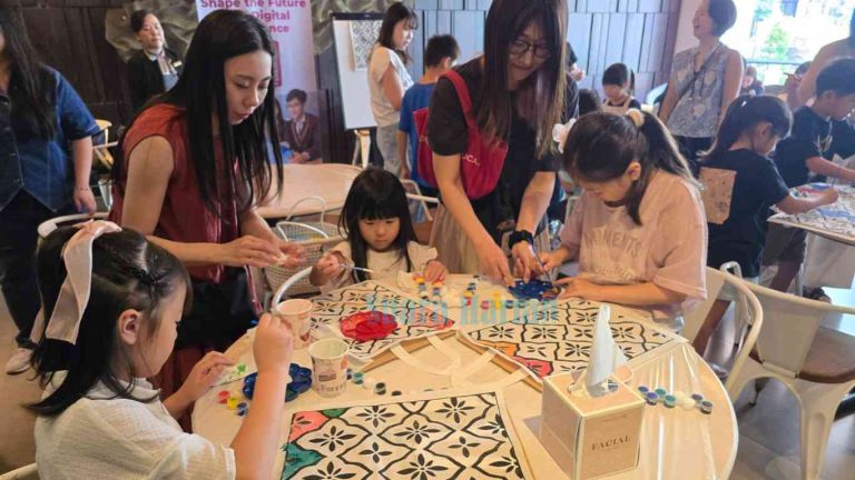 Tanamkan Cinta Budaya Sejak Dini, Ascott Waterplace Surabaya Gelar Workshop Batik
