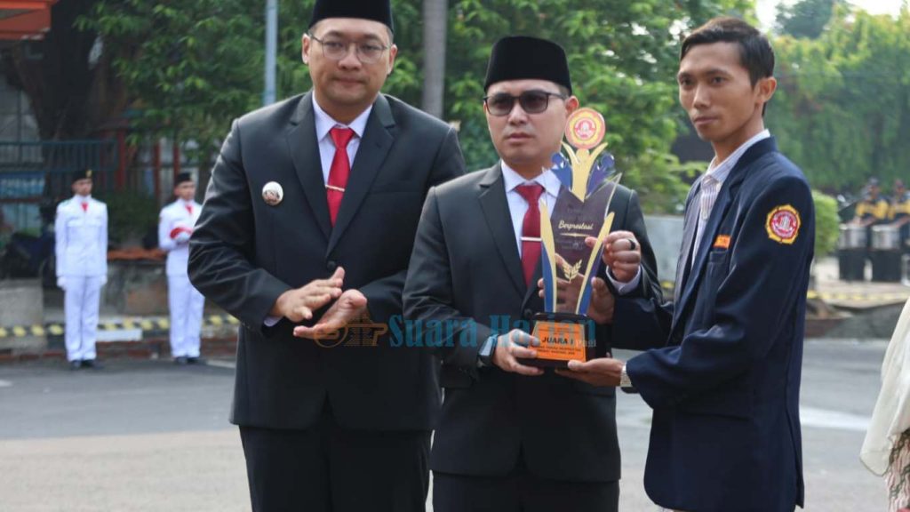 Pimpin Upacara Sumpah Pemuda, Bupati Mojokerto Apresiasi Pemuda Berprestasi
